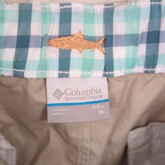 Columbia Men's PFG Bonefish Khaki Shorts Size 42 - 9" Inseam - Picture 5 of 6